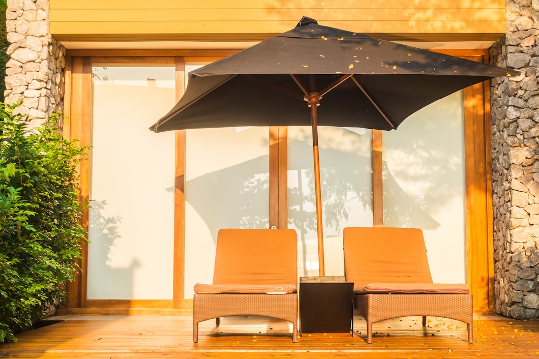 Jak wybrać idealne zabezpieczenie przed słońcem na swoim balkonie?