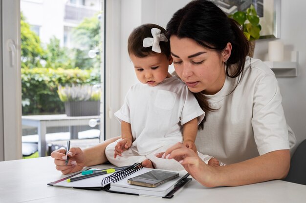 Czy warto uczyć dzieci zarządzania domowym budżetem?