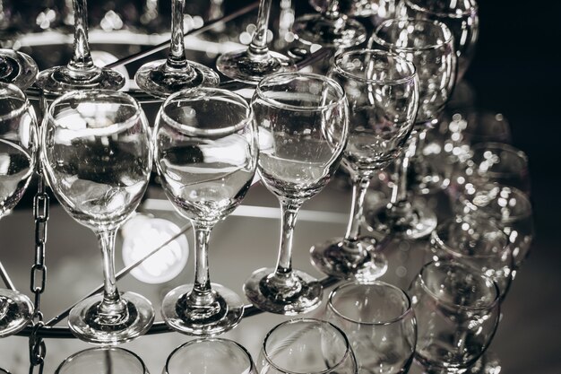 Poradnik w zakresie wyboru kieliszków i szklanek do różnych rodzajów alkoholu