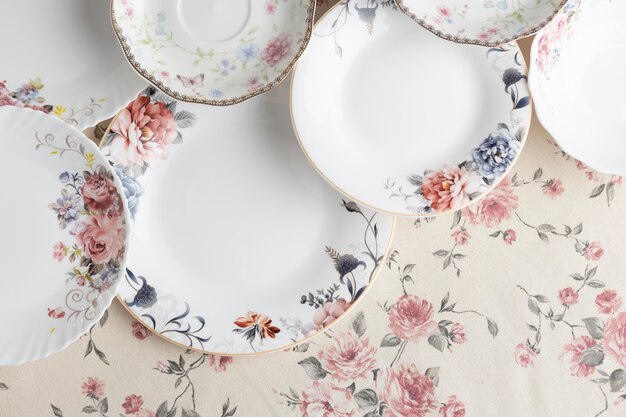 Jak wybrać idealny zestaw stołowej porcelany pod kątem twojego domu?