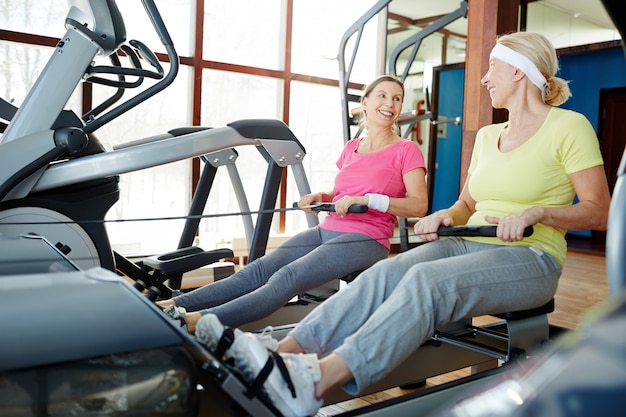 Intensywne treningi cardio w domu z wykorzystaniem stepmilla